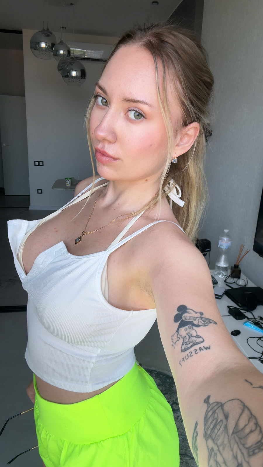 KateV in her underwear in Weihai