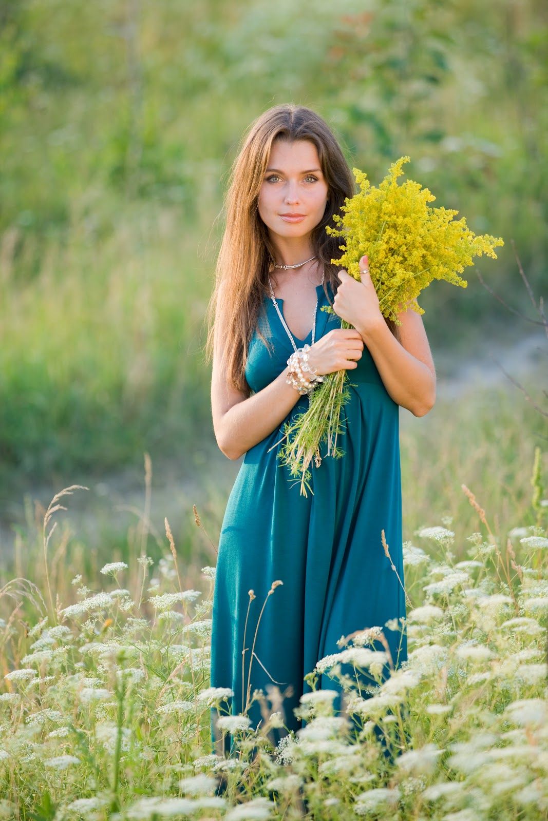 Slavic women in Weihai