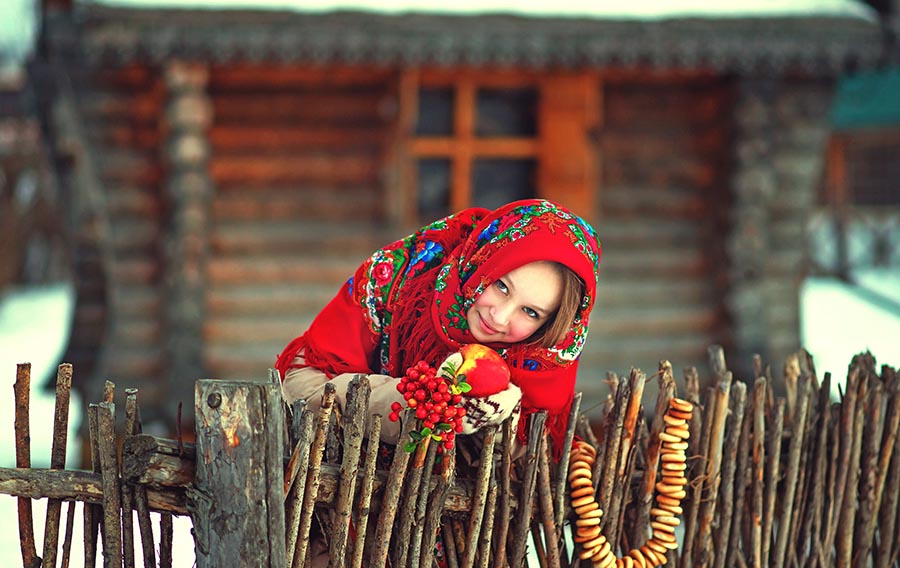 Sexy girl Women in Slavic costumes in Weihai